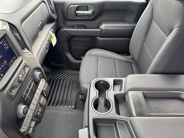 2026 Chevrolet Silverado 2500 HD Custom - Photo 11