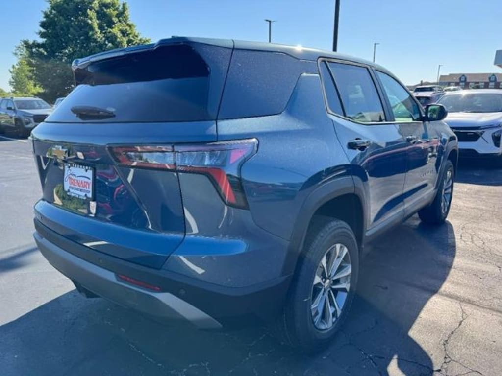 New 2026 Chevrolet Equinox FWD LT SUV