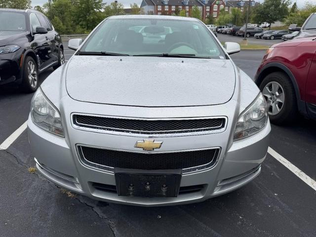 2011 Chevrolet Malibu 1LT photo 2