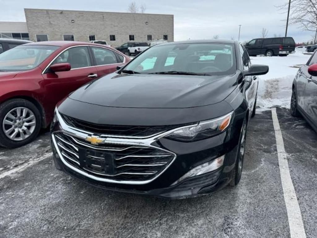 Used 2022 Chevrolet Malibu LT Car