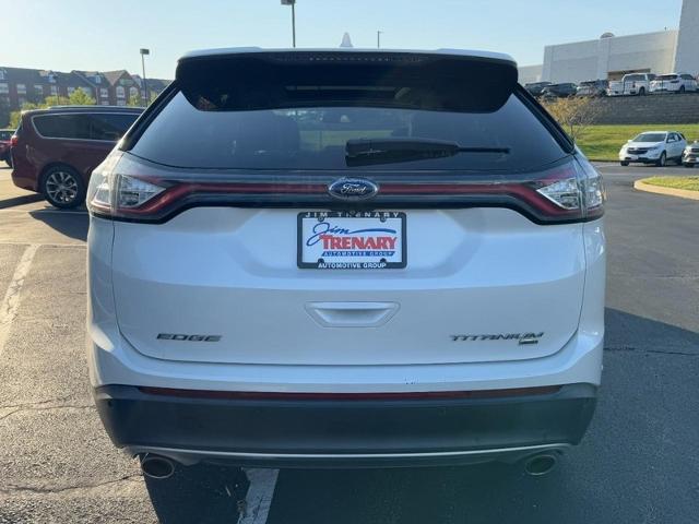 2015 Ford Edge Titanium photo 4