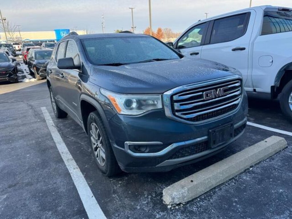 Used 2019 GMC Acadia SLE Sport Utility