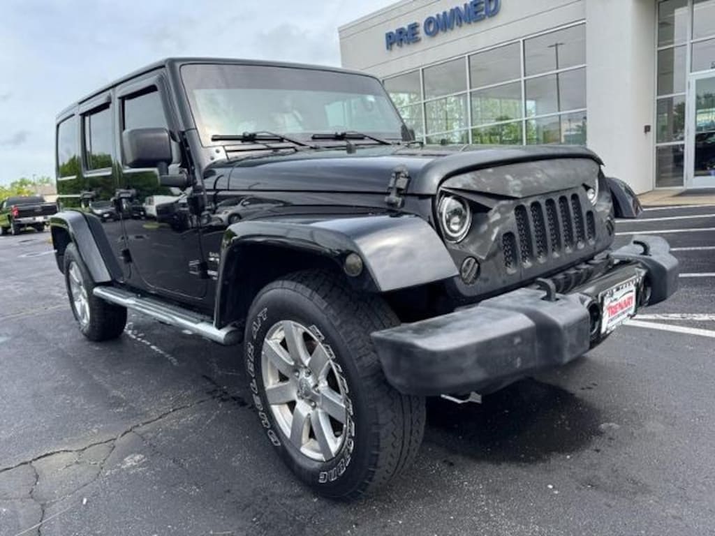 Used 2017 Jeep Wrangler Unlimited Sahara Convertible