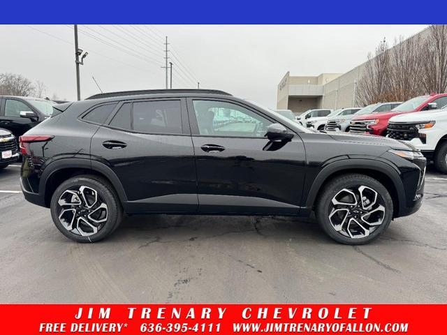 2026 Chevrolet Trax RS's photo