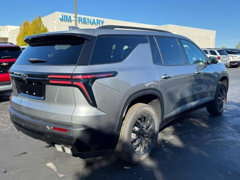 New 2026 Chevrolet Traverse FWD LT SUV