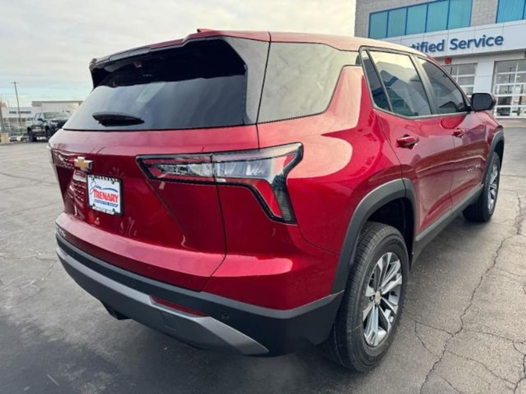 New 2026 Chevrolet Equinox FWD LT SUV