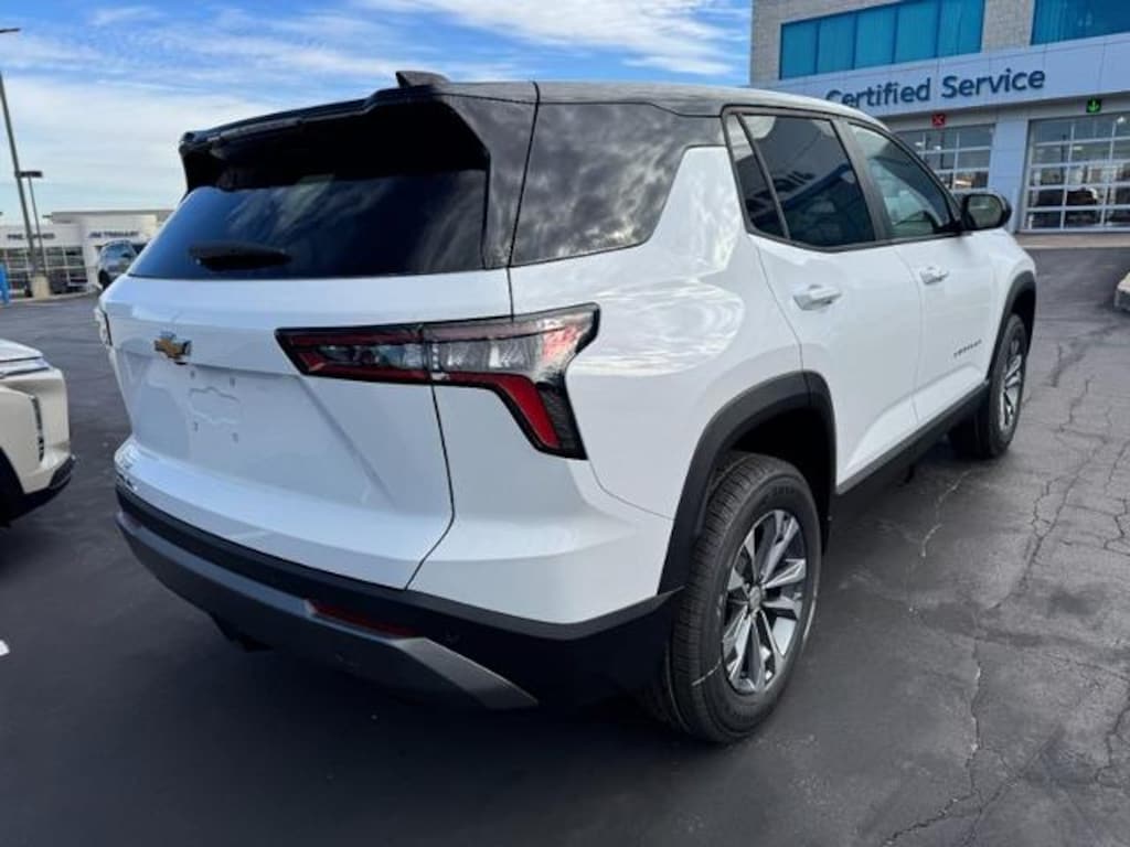 New 2026 Chevrolet Equinox FWD LT SUV