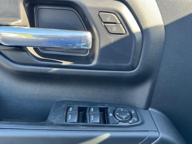 2026 Chevrolet Silverado 1500 Custom - Photo 12