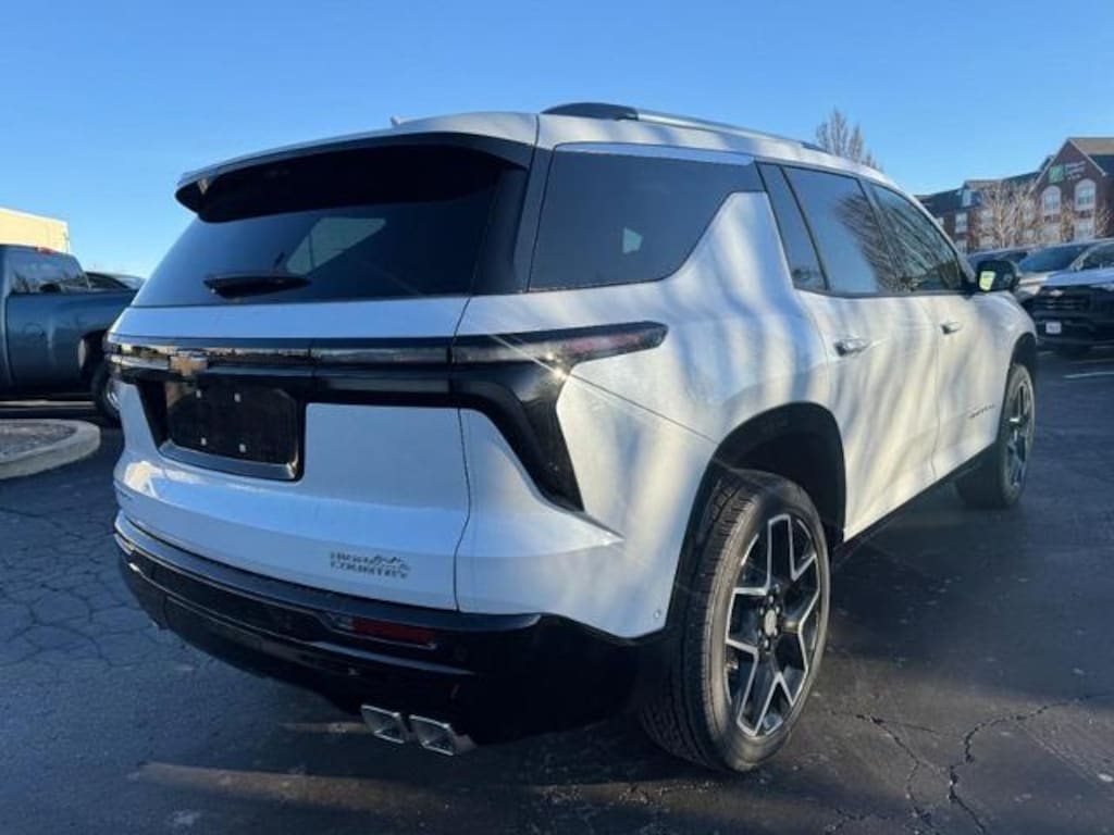 New 2026 Chevrolet Traverse FWD High Country SUV