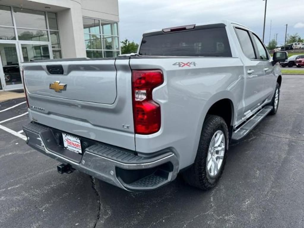 Used 2021 Chevrolet Silverado 1500 LT Crew Cab Pickup