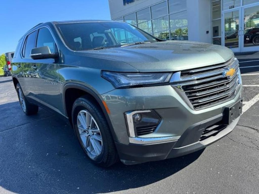 Used 2023 Chevrolet Traverse LT Leather Sport Utility