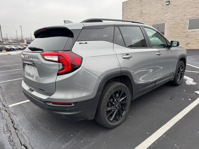 2023 Gmc Terrain SLE photo 2