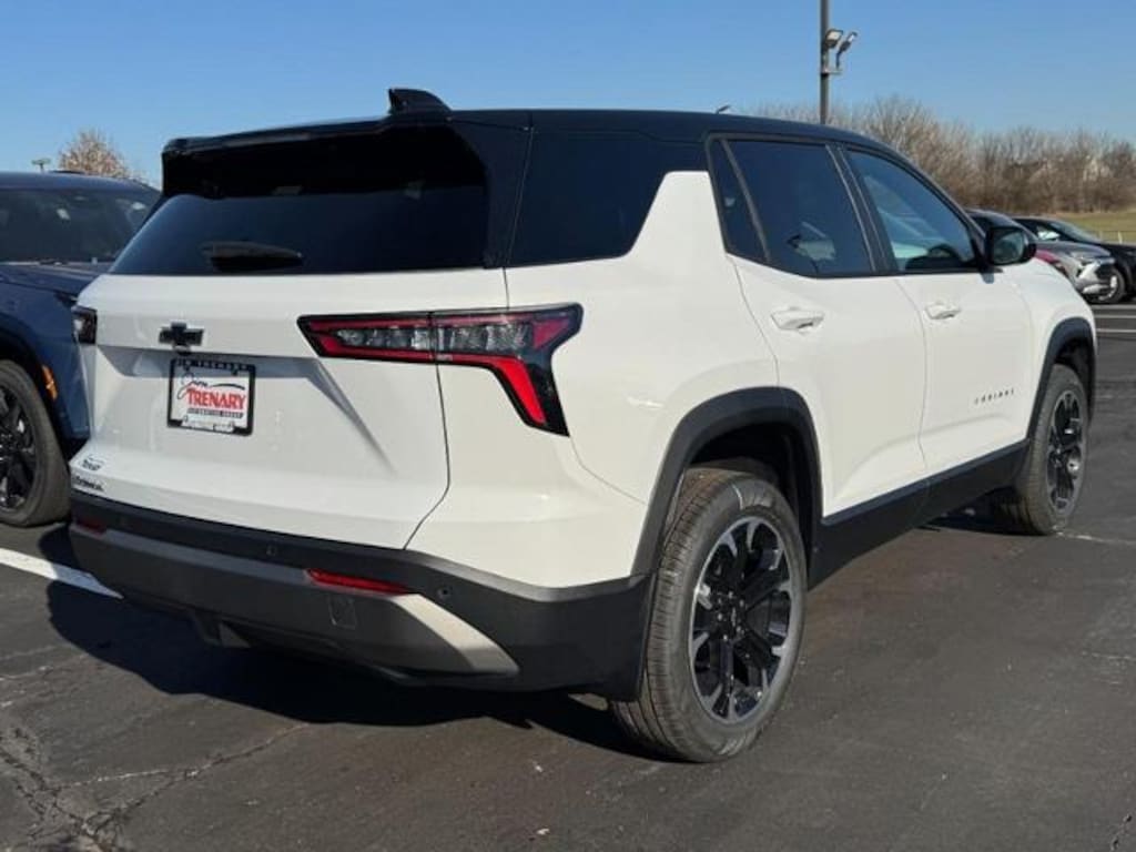 New 2026 Chevrolet Equinox FWD LT SUV