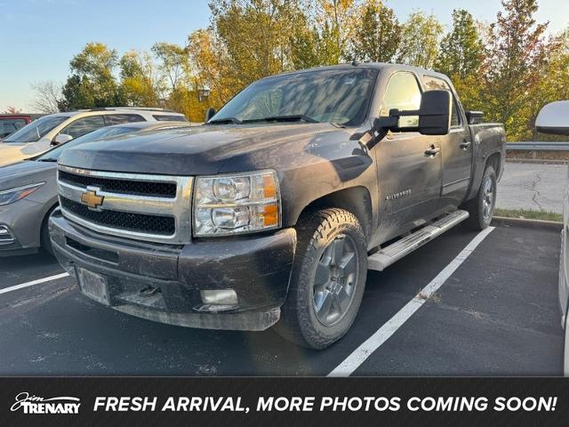 2010 Chevrolet Silverado 1500 Crew Cab Pickup 