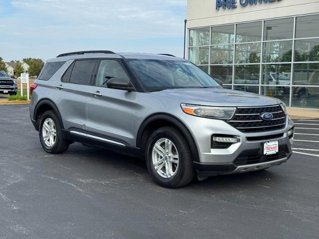 2023 Ford Explorer XLT photo 2