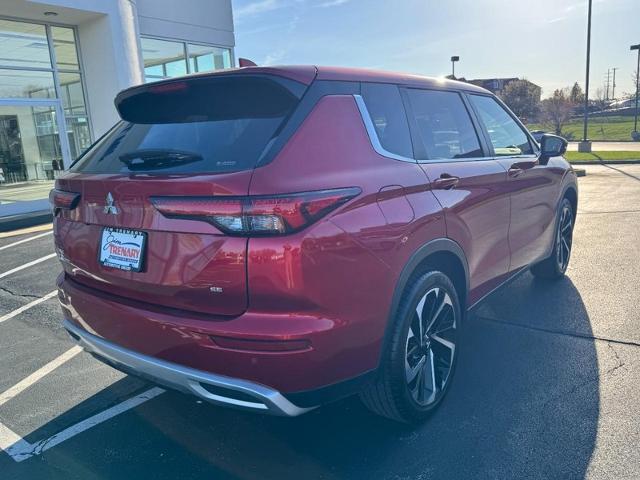 2024 Mitsubishi Outlander SE photo 3
