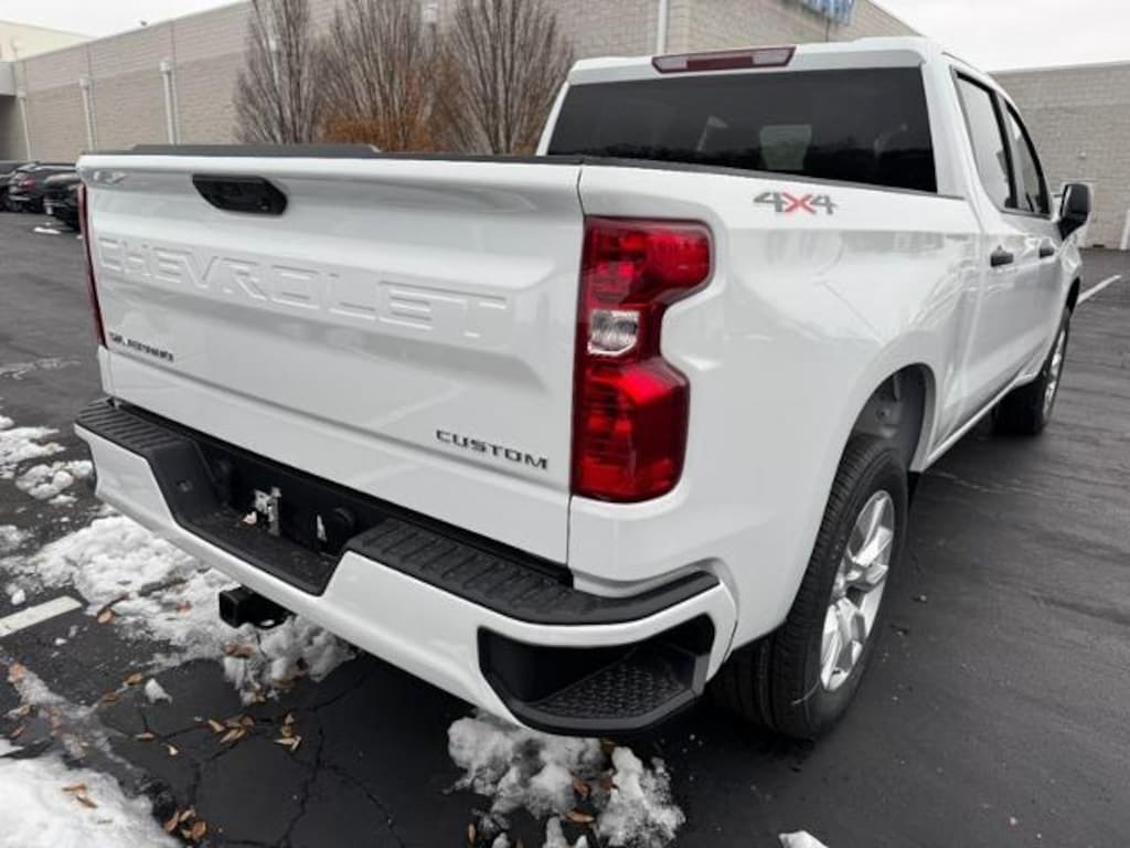 New 2026 Chevrolet Silverado 1500 Custom Truck