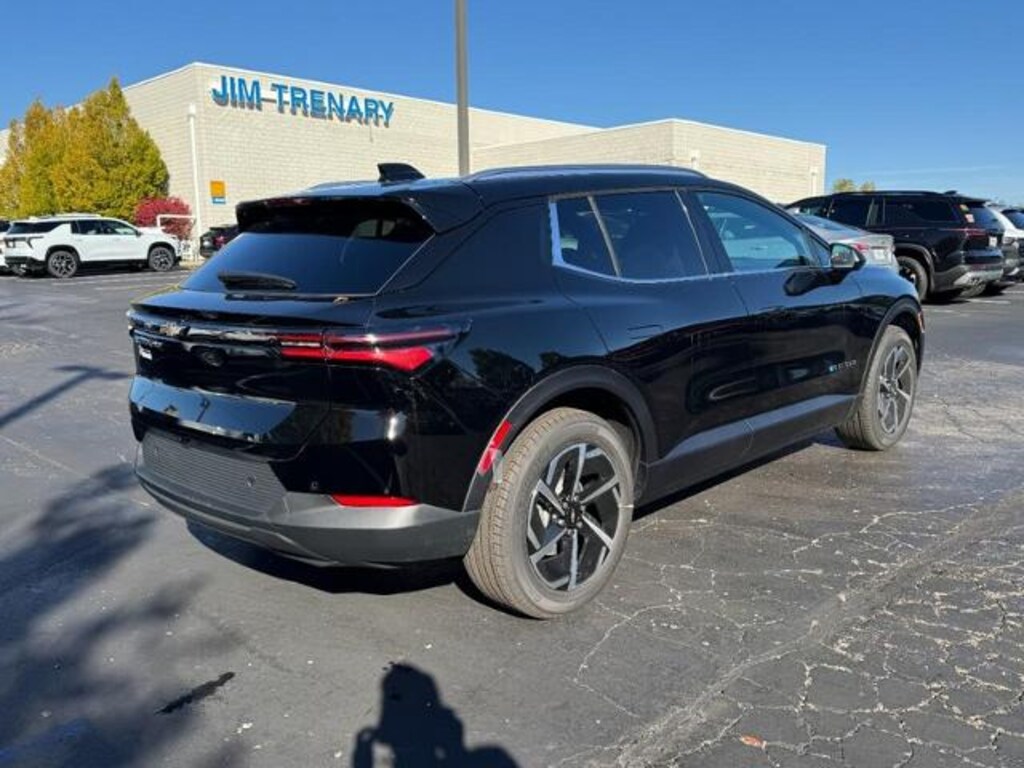 New 2026 Chevrolet Equinox EV LT2 w/PDE SUV
