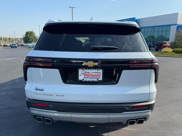 2026 Chevrolet Traverse photo 4