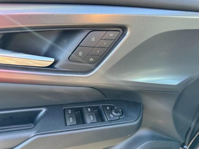2026 Chevrolet Equinox EV RS - Photo 8
