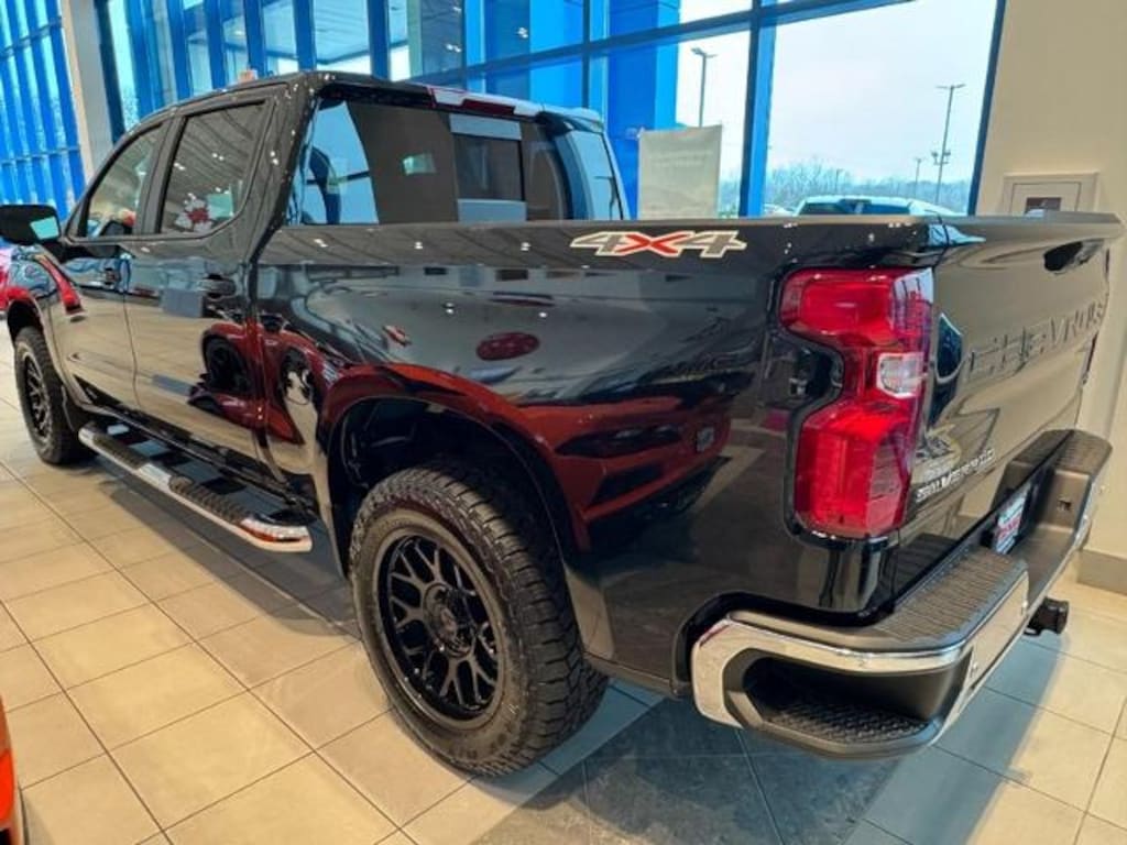 New 2025 Chevrolet Silverado 1500 LT Truck