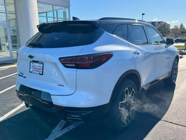 2024 Chevrolet Blazer RS photo 3