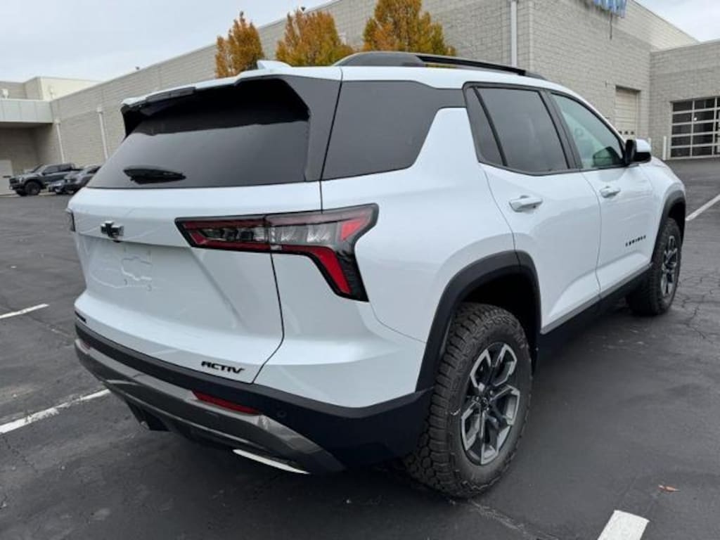 New 2026 Chevrolet Equinox FWD Activ SUV