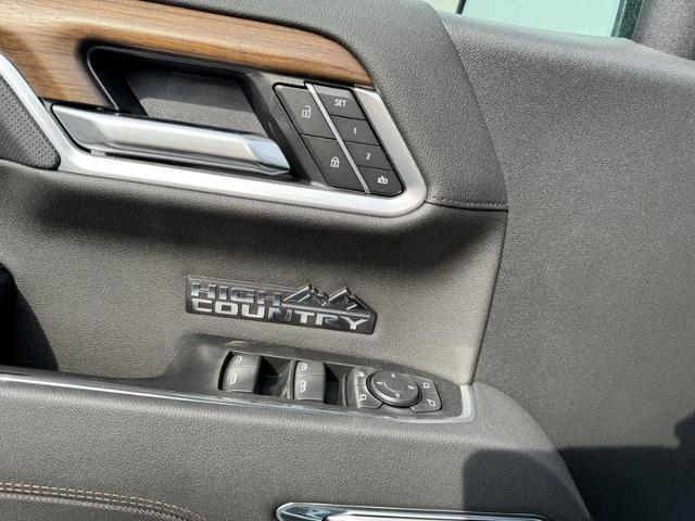 2026 Chevrolet Silverado 1500 High Country - Photo 13