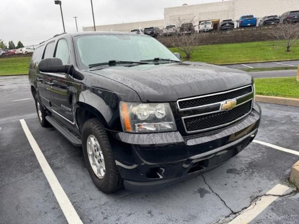 Used 2011 Chevrolet Suburban LS Sport Utility