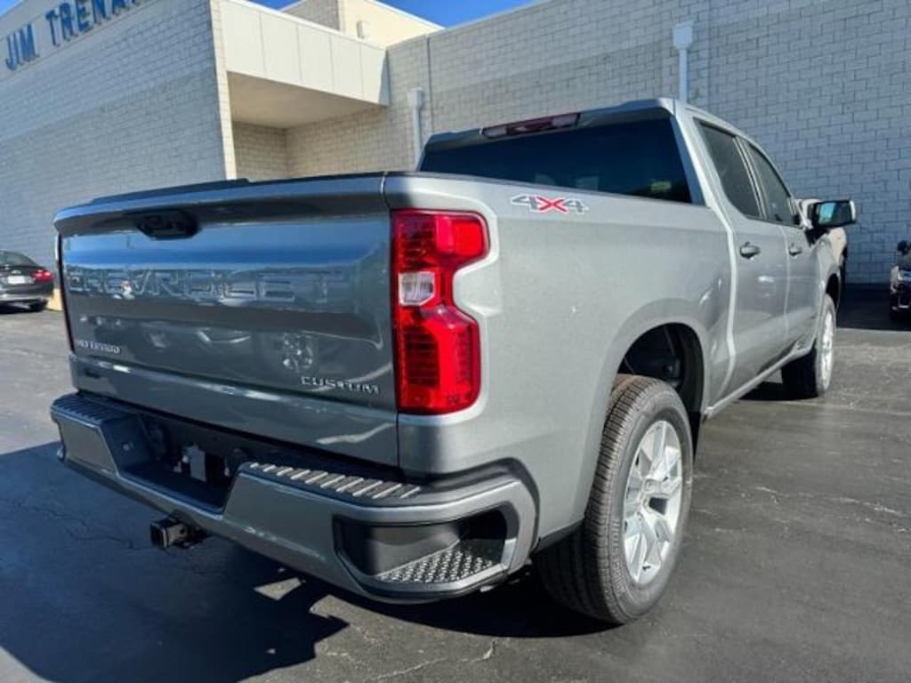 New 2026 Chevrolet Silverado 1500 Custom Truck