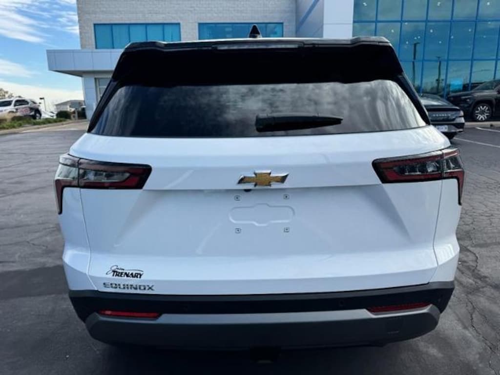 New 2026 Chevrolet Equinox FWD LT SUV