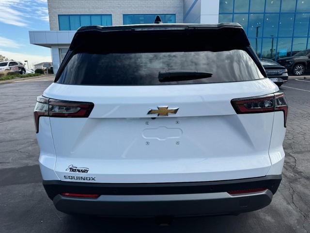 2026 Chevrolet Equinox LT photo 4
