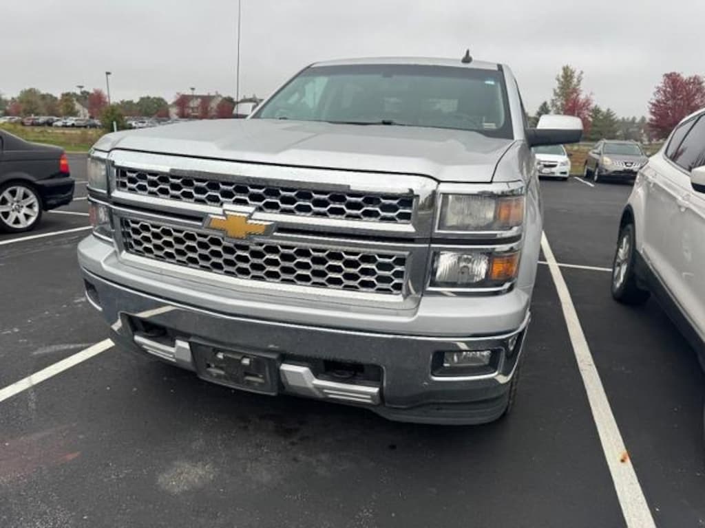 Used 2015 Chevrolet Silverado 1500 LT Crew Cab Pickup