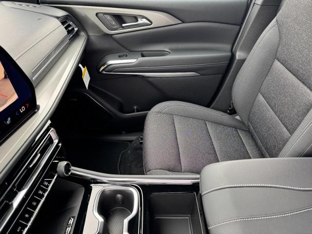 2026 Chevrolet Traverse LT - Photo 8