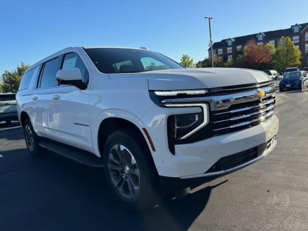 New 2026 Chevrolet Suburban LT SUV