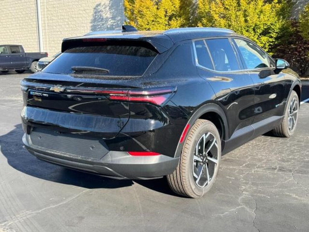 New 2026 Chevrolet Equinox EV LT2 w/PDE SUV