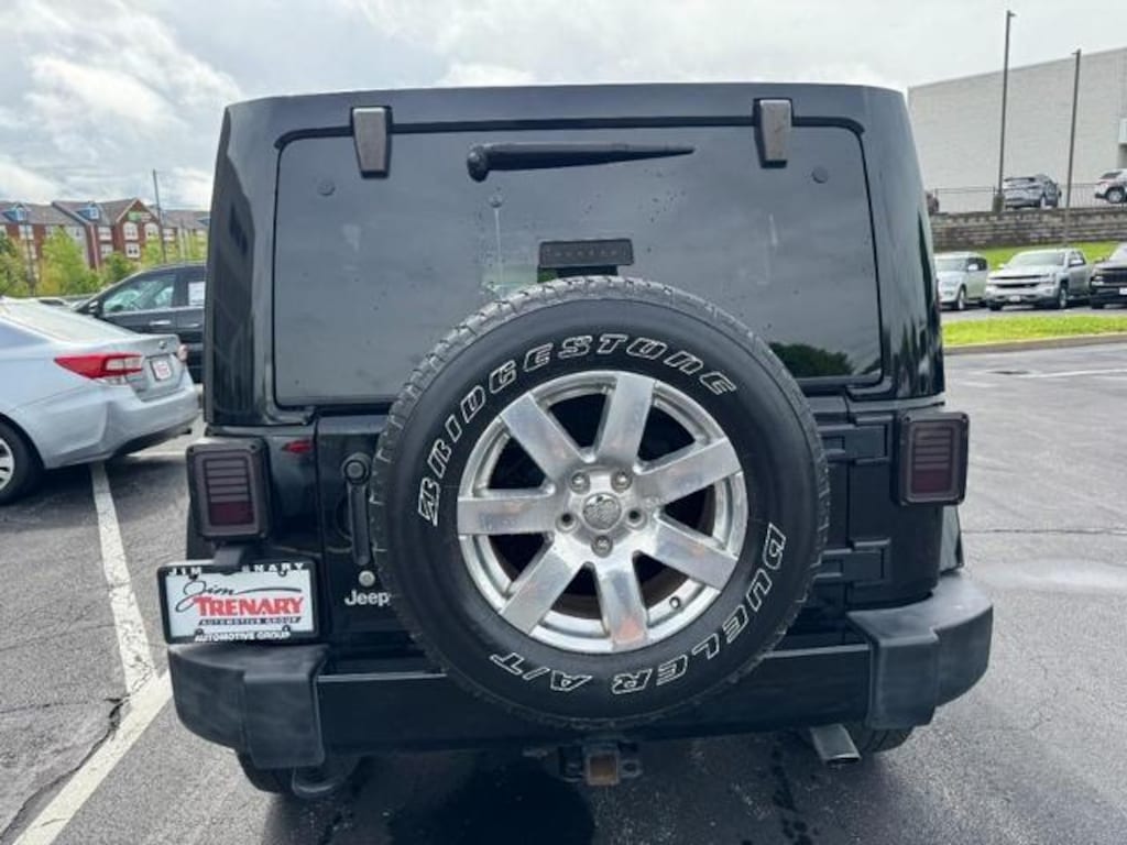 Used 2017 Jeep Wrangler Unlimited Sahara Convertible