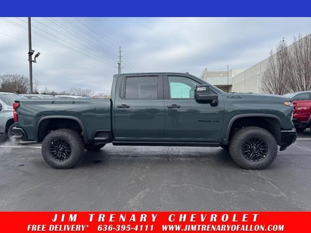 2026 Chevrolet Silverado 2500HD ZR2's photo