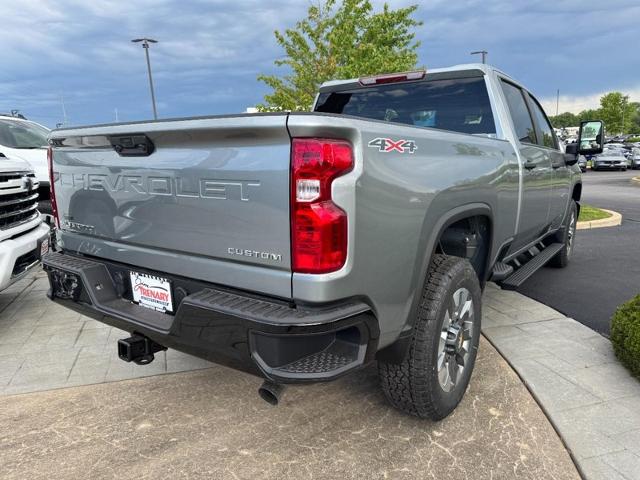 2026 Chevrolet Silverado 2500 HD Custom - Photo 3