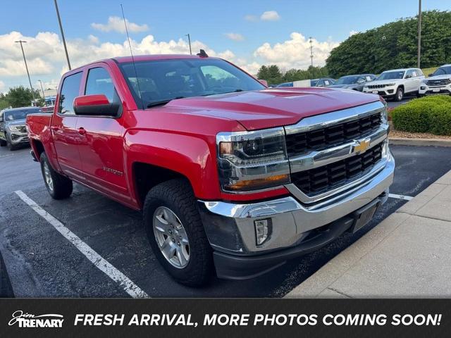 2017 Chevrolet Silverado 1500 LT 4X4 Crew Cab Short Box's photo