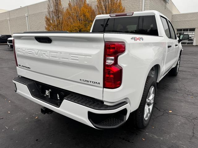 2026 Chevrolet Silverado 1500 Custom photo 3