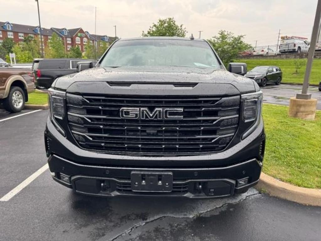 Used 2026 GMC Sierra 1500 Elevation Crew Cab Pickup