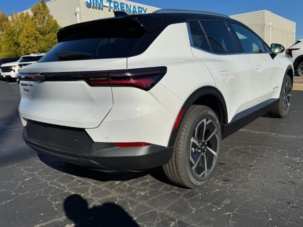 New 2026 Chevrolet Equinox EV LT2 w/PDE SUV