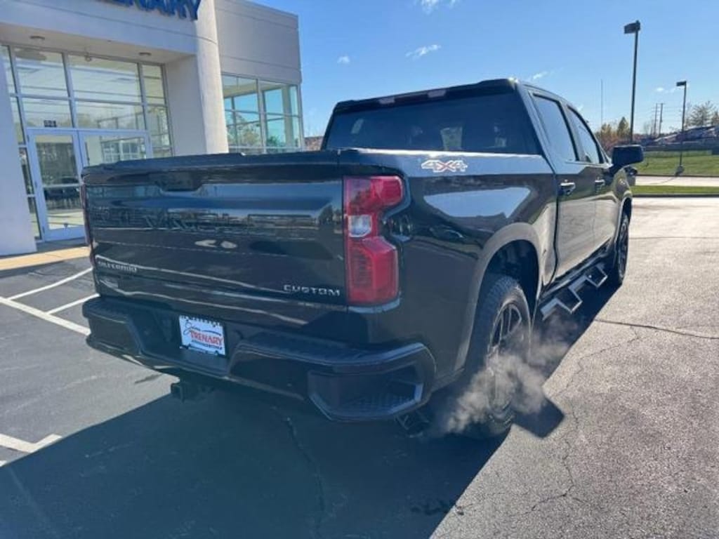 Used 2022 Chevrolet Silverado 1500 Custom Crew Cab Pickup