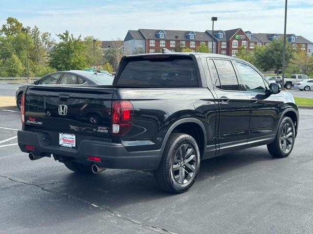 2021 Honda Ridgeline Sport photo 3