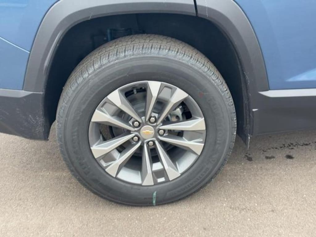 New 2026 Chevrolet Equinox FWD LT SUV