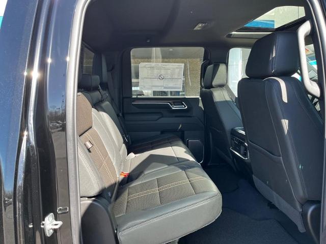 2025 Chevrolet Silverado 2500HD High Country photo 4