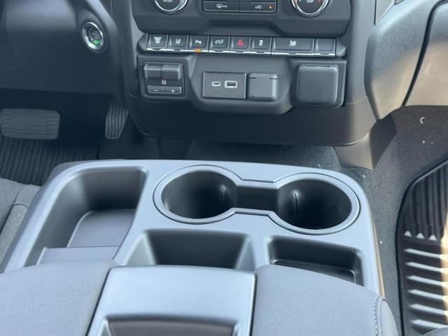 2026 Chevrolet Silverado 2500 HD Custom - Photo 9