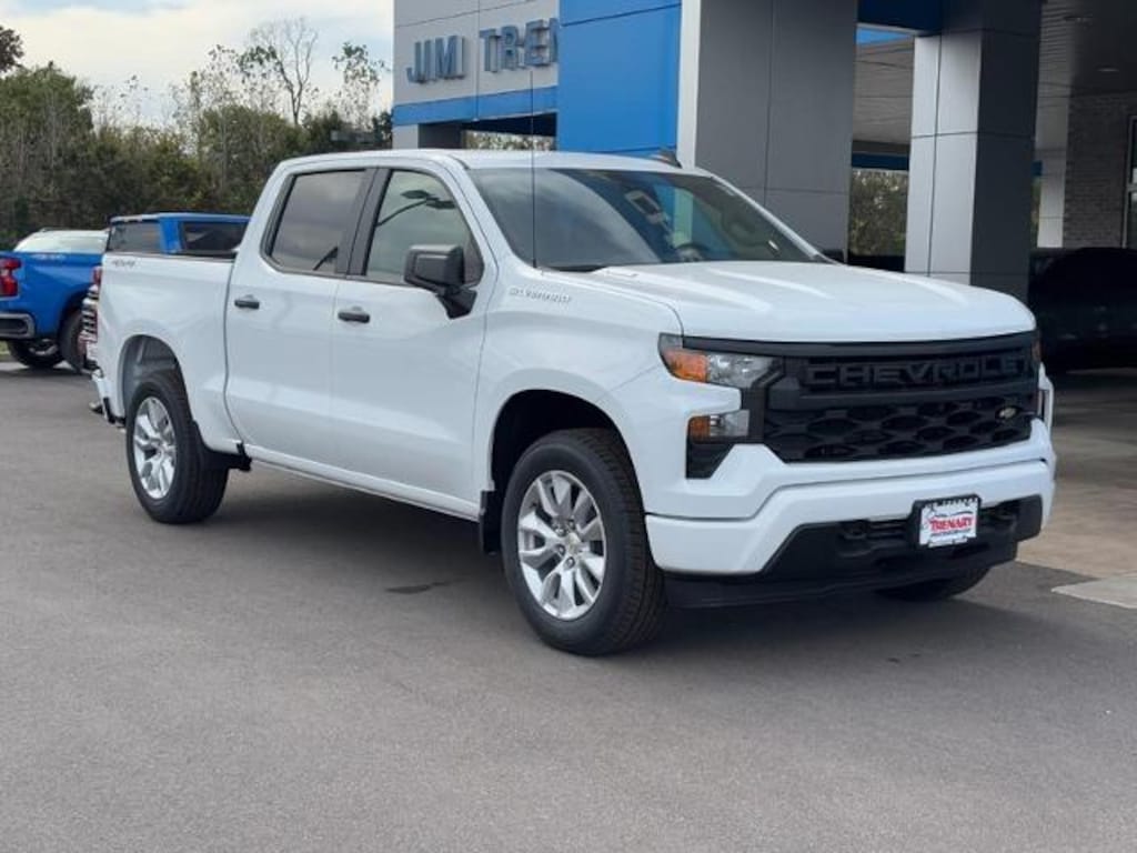 New 2026 Chevrolet Silverado 1500 Custom Truck