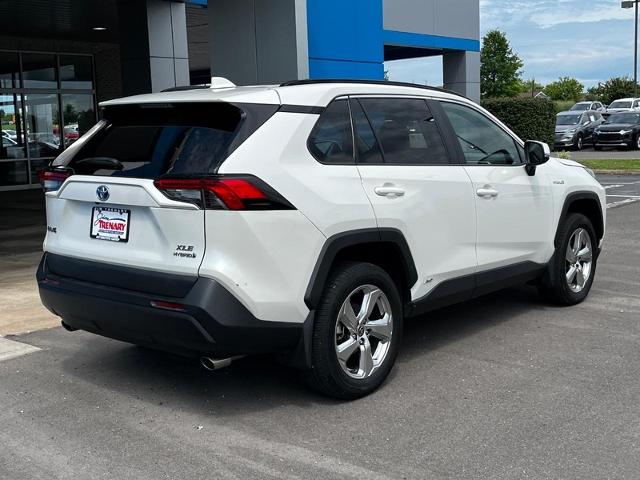 2021 Toyota RAV4 Hybrid LE photo 3